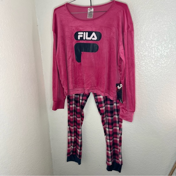 Nwt Fila 2pc Woman’s Sleepwear Set Velvet Pink Plaid XL Long Sleeve Pants Soft - Picture 1 of 8